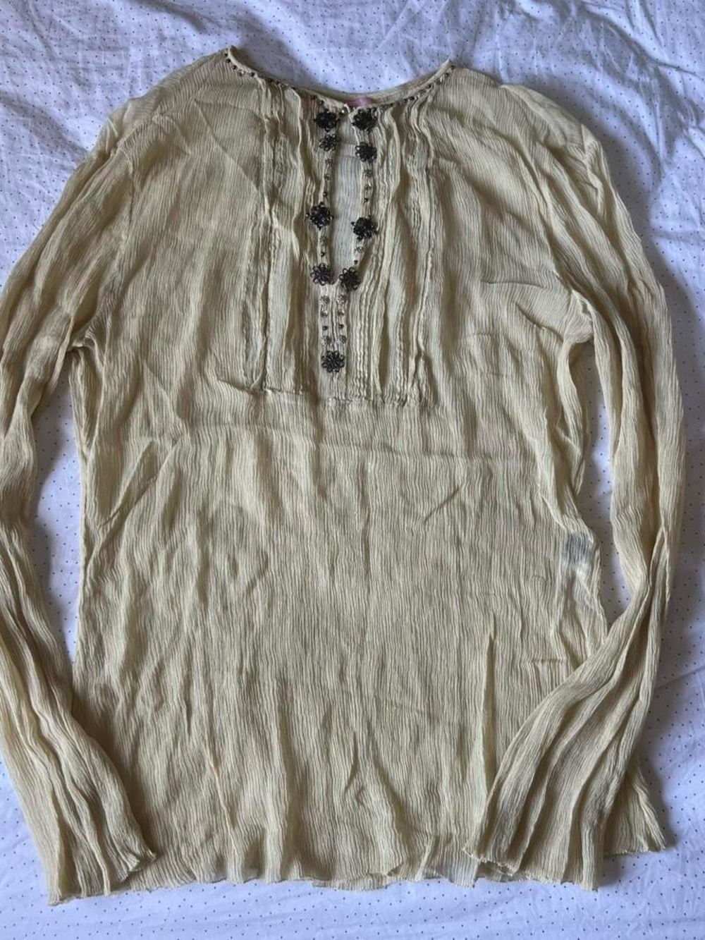 Gianni Bini Cream Crinkle Long-Sleeve Blouse with Embellished Neckline